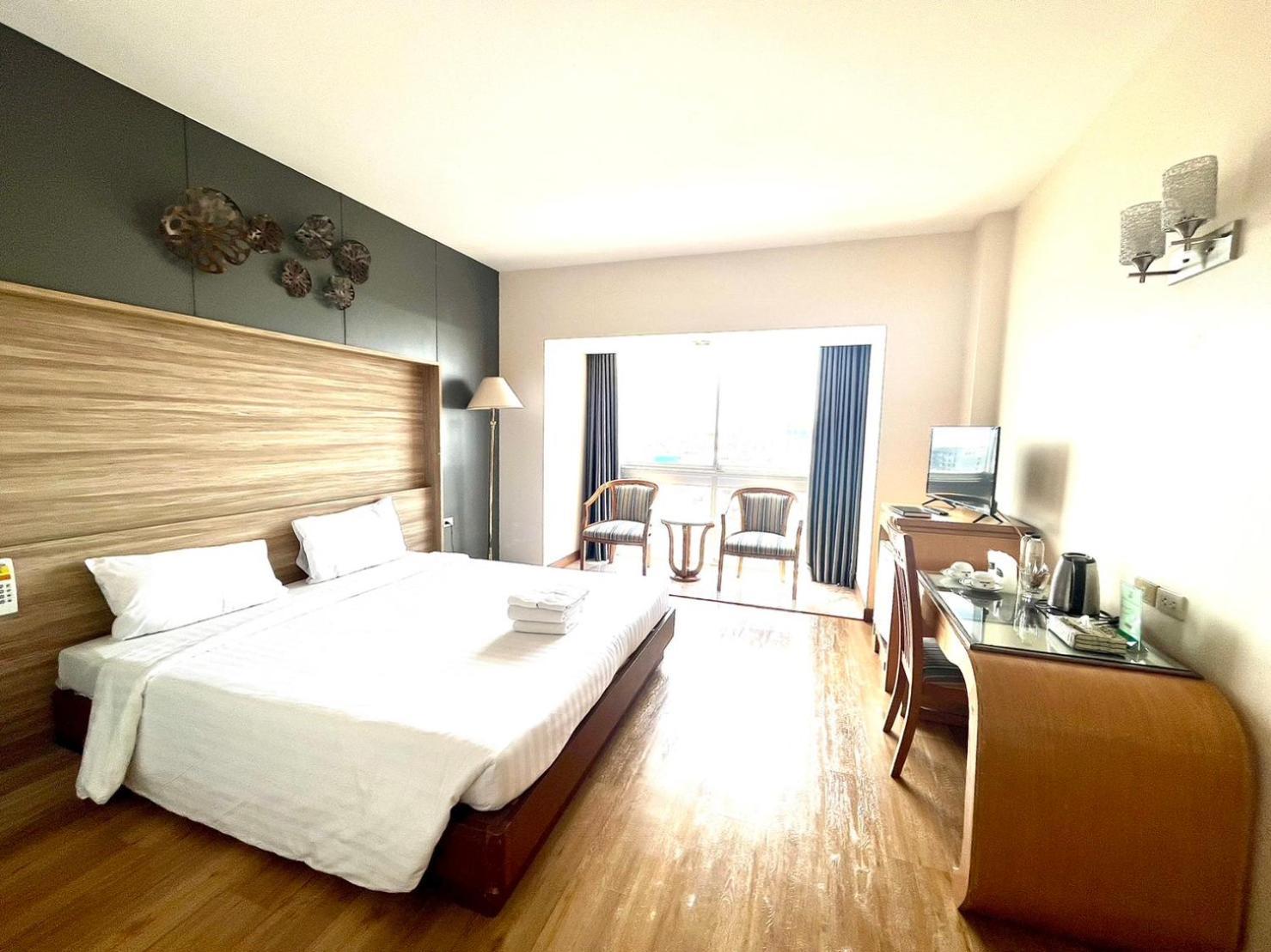 Asian Hotel Хат'яй Екстер'єр фото