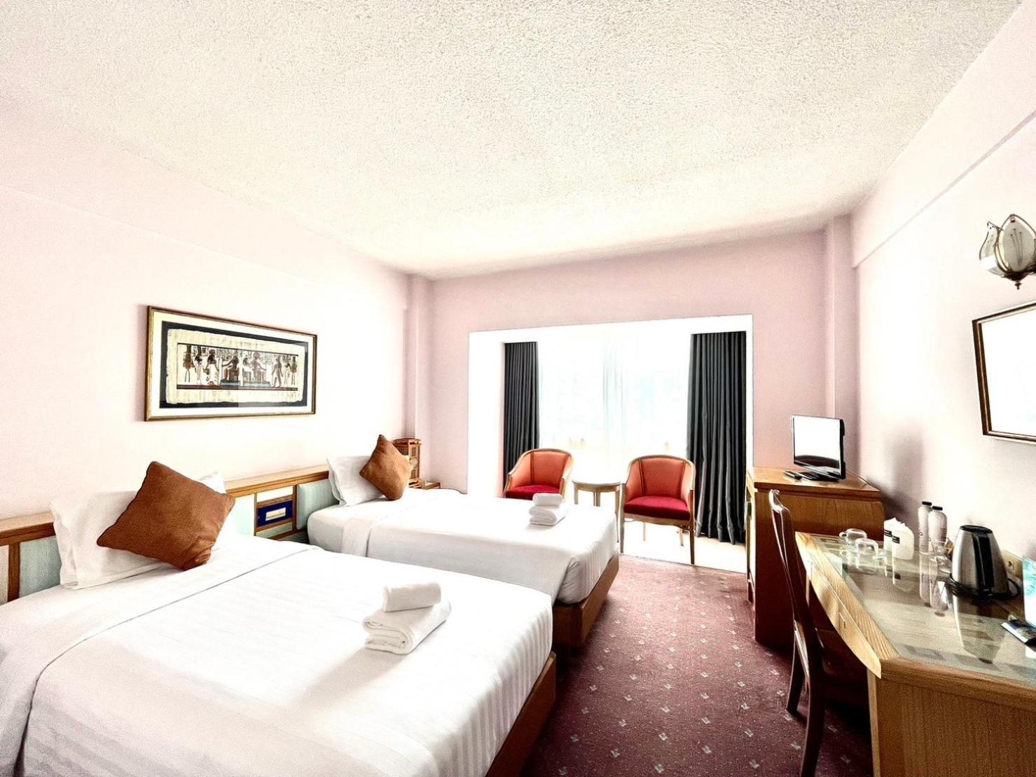 Asian Hotel Хат'яй Екстер'єр фото